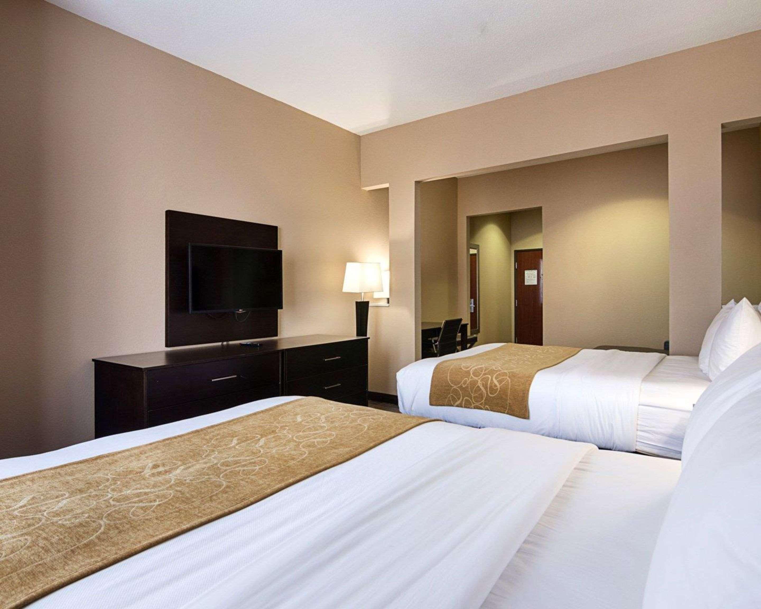 Comfort Suites Houston West At Clay Road Exterior photo